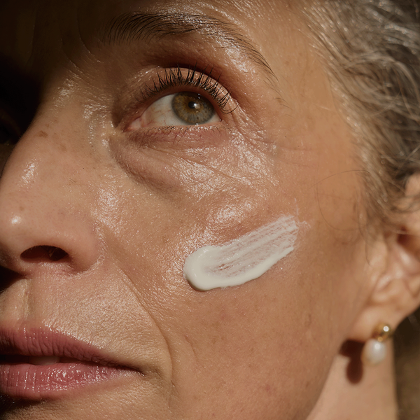 SENSAI Silky Bronze – Protective Suncare Cream for Face