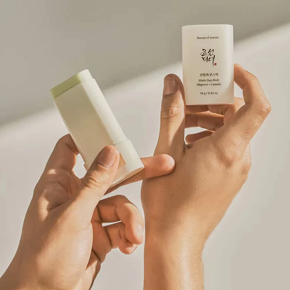 Beauty of Joseon Matte Sun Stick Mugwort Camelia 18g 0.63fl.oz